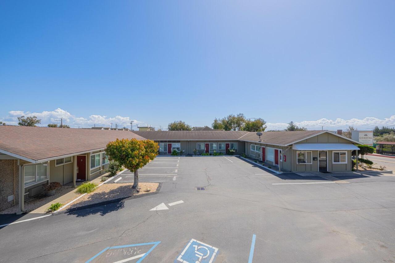 Coastal Valley Inn Castroville Εξωτερικό φωτογραφία