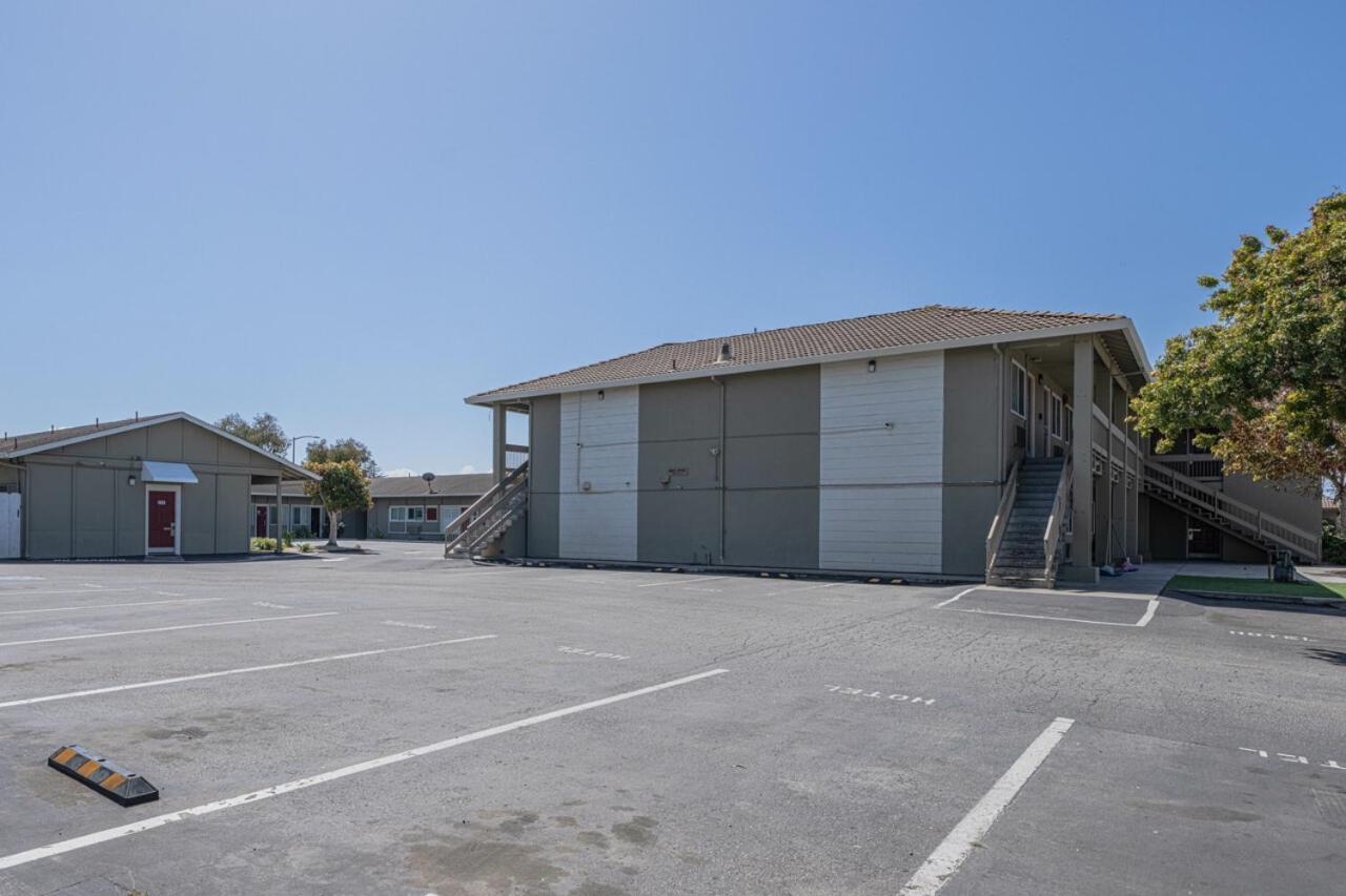 Coastal Valley Inn Castroville Εξωτερικό φωτογραφία